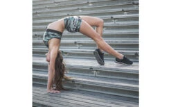 Anarchy Apparel Commando Sports Bra -Sport Verkauf anarchy apparel sports bra commando 11